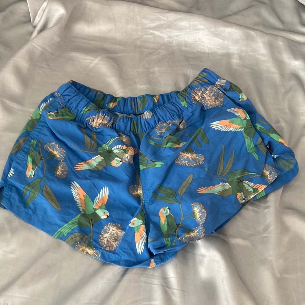 patagonia 2.5 in barely baggies